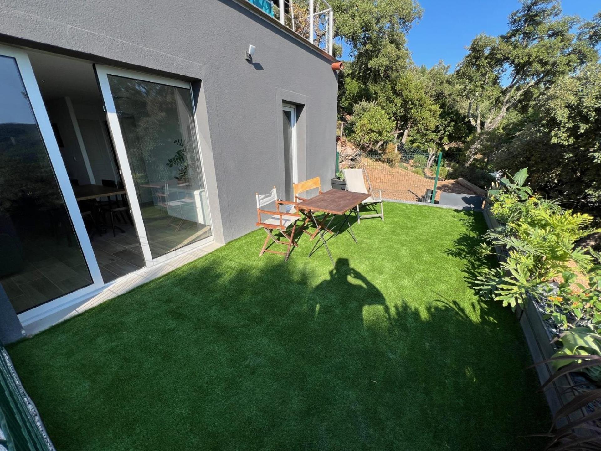 Appartement Valcros - Jardin Vue Mer La Londe-les-Maures Exterior photo